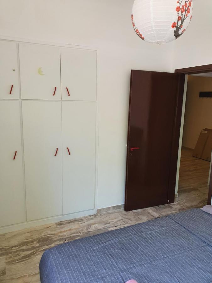 Julia'S Apartment 칼라마타 외부 사진