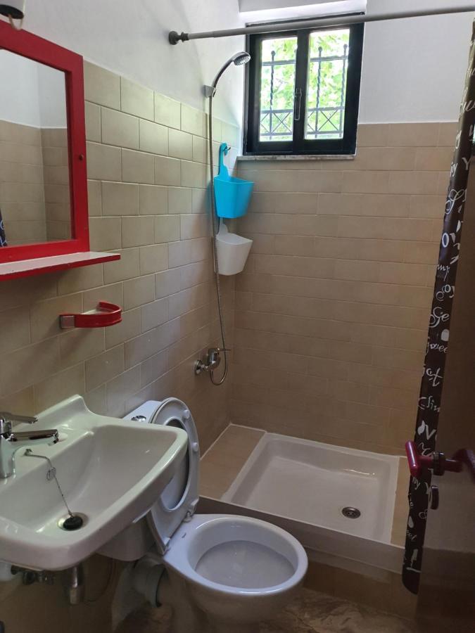 Julia'S Apartment 칼라마타 외부 사진