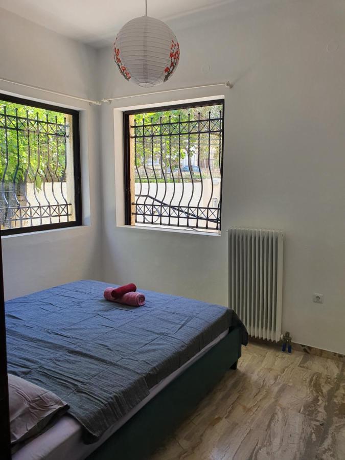 Julia'S Apartment 칼라마타 외부 사진